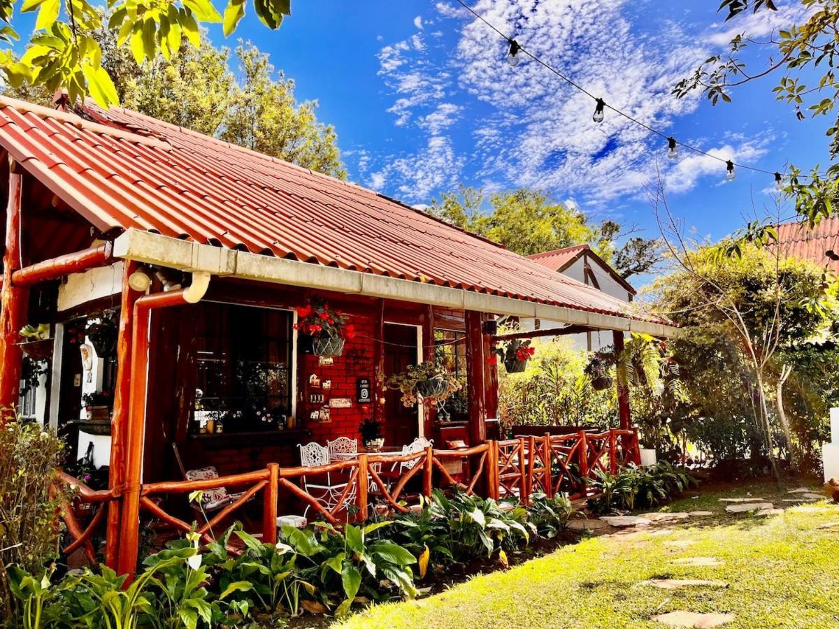 Casa Heidi, Apaneca Villa ภายนอก รูปภาพ